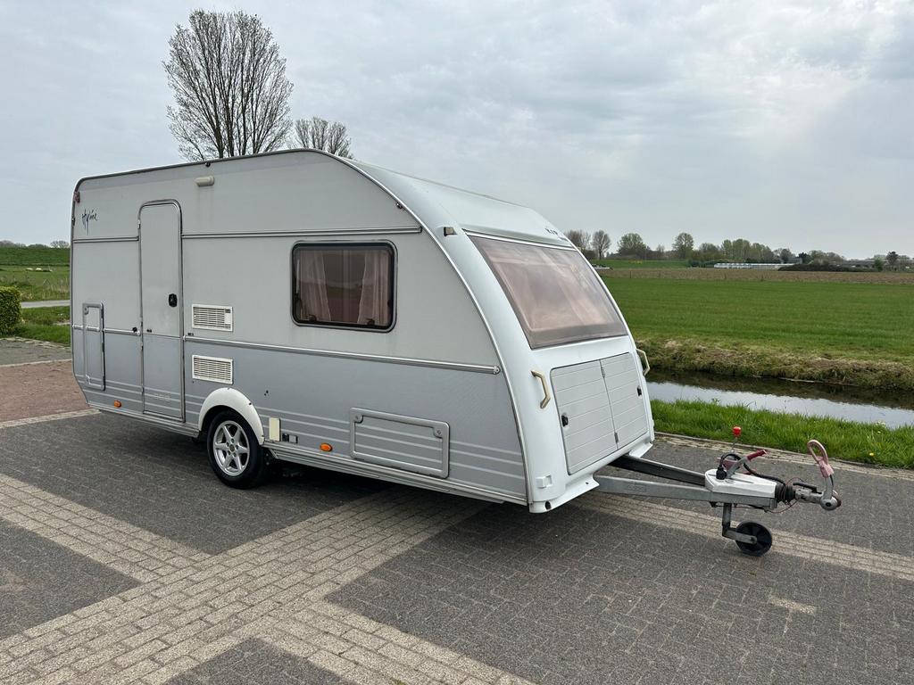 Kip hyline 44EK 2002 mover/voortent/vloervw/fietsenrek., Caravans en Kamperen, Rondzit, Kachel, Kip, Particulier