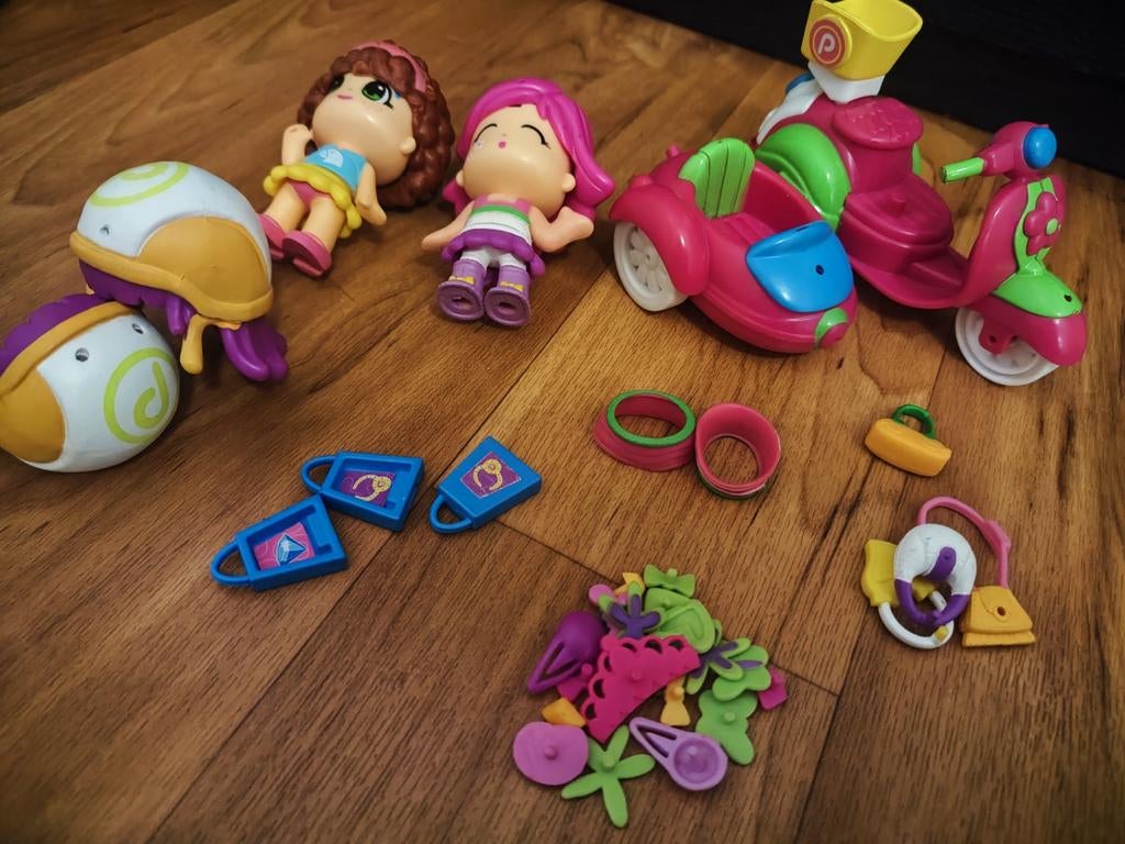 Pinypon scooter speelset met veel extra's, Kinderen en Baby's, Speelgoed | Overig, Ophalen of Verzenden, Gebruikt, Jongen of Meisje