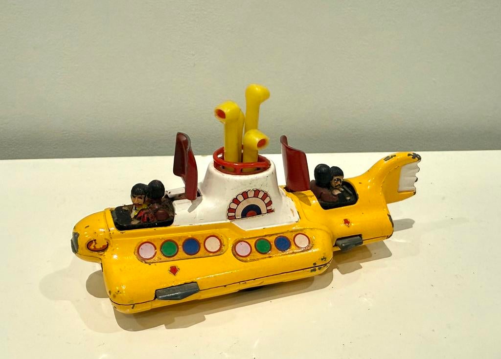 Corgi Toys The Beatles yellow submarine, Verzenden, Gebruikt, Auto, Corgi