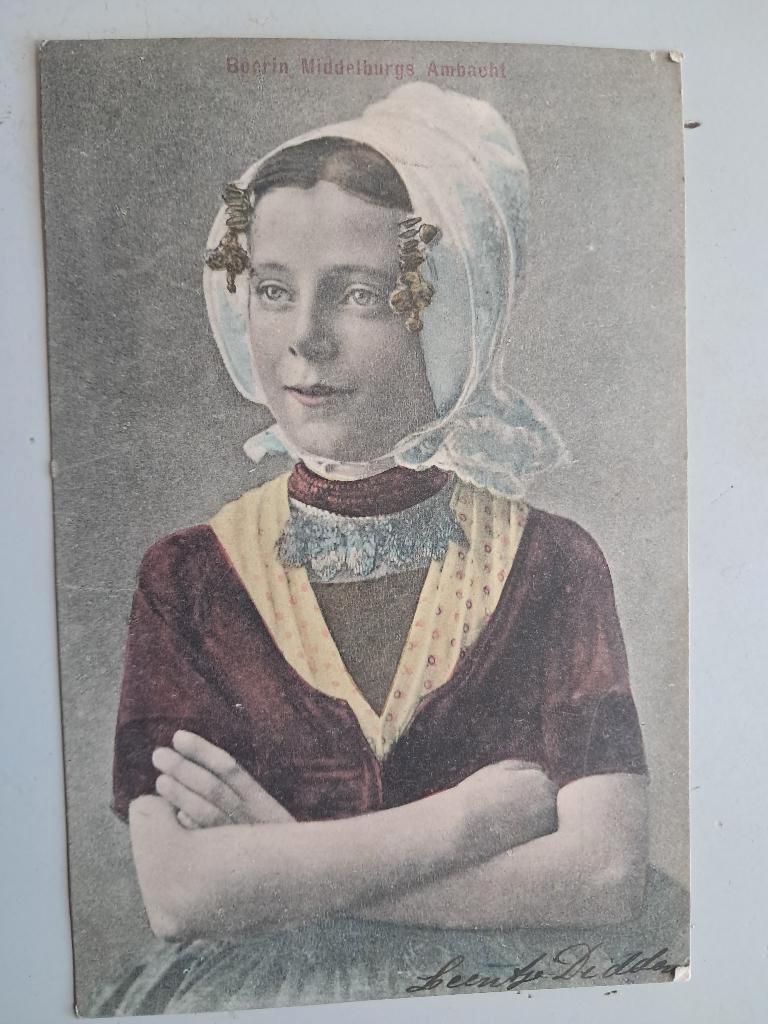 klederdrachtvrouw-1906 Uden, Ophalen of Verzenden, Voor 1920, Gelopen, Klederdracht