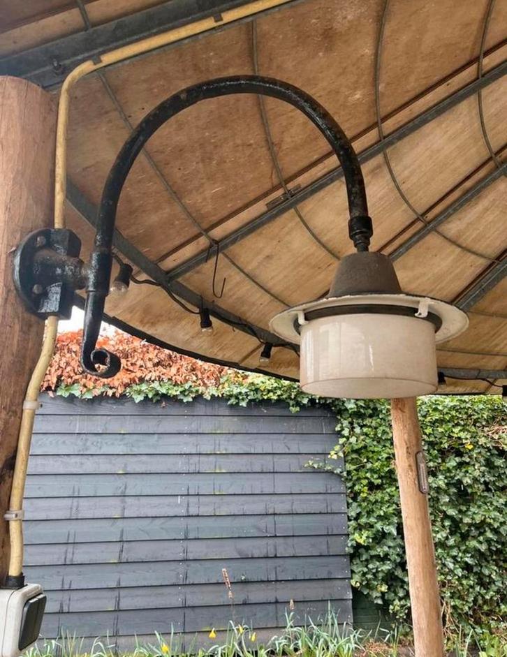 Originele Oude Straatlamp met Zwanenhals Arm, Antiek en Kunst, Antiek | Lampen, Ophalen of Verzenden