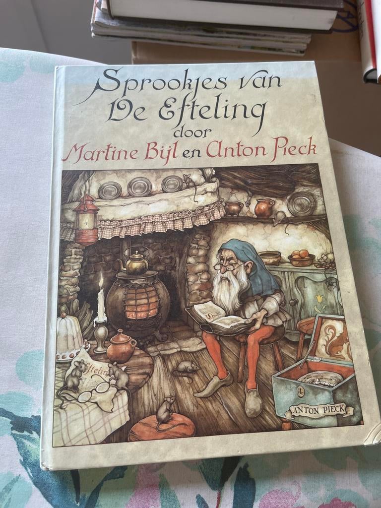 Sprookjes van De Efteling door Martine Bijl en Anton Pieck, Ophalen of Verzenden, Zo goed als nieuw