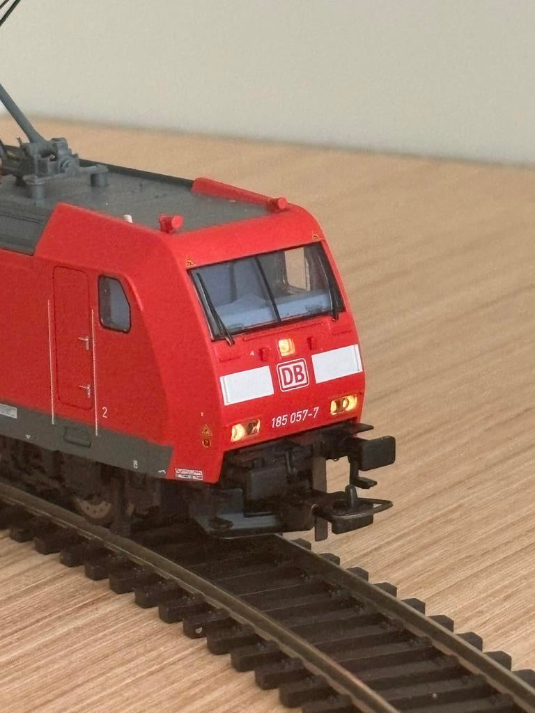 Piko digitale goederentrein (BR 185) met 3 wagons, Hobby en Vrije tijd, Modeltreinen | H0, Zo goed als nieuw, Treinset, Gelijkstroom