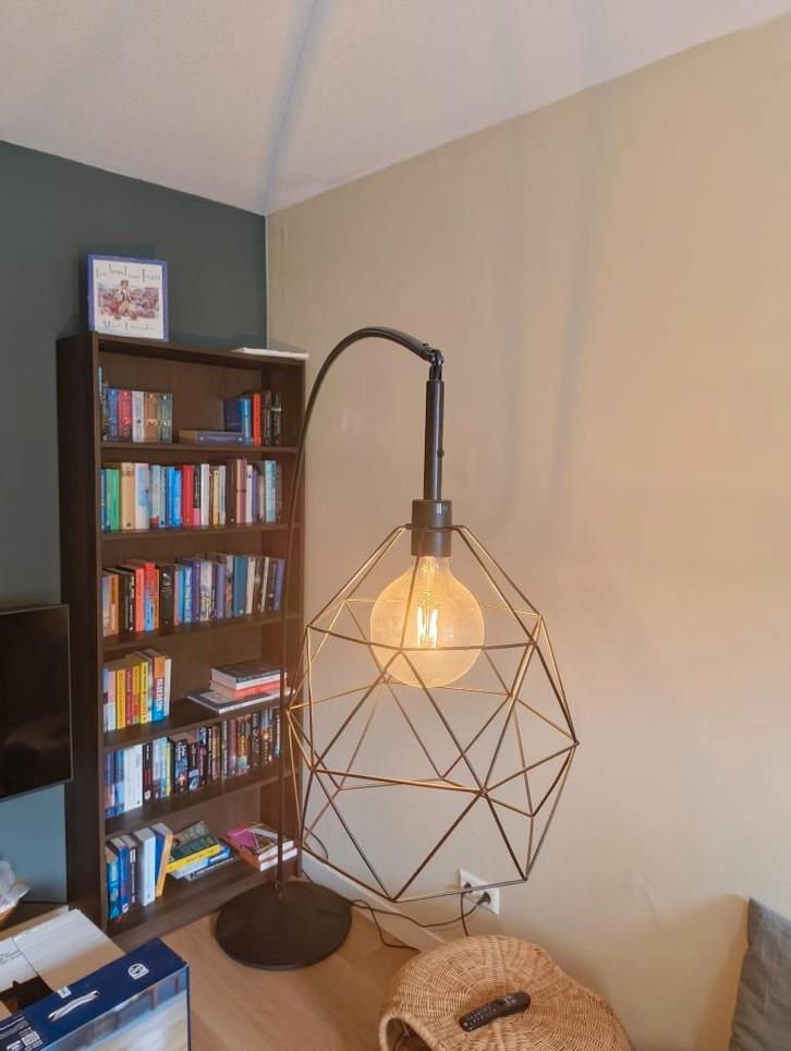 Staande booglamp (SKAFTET & BRUNSTA), Huis en Inrichting, Lampen | Vloerlampen, Zo goed als nieuw, 150 tot 200 cm, Metaal, Ophalen