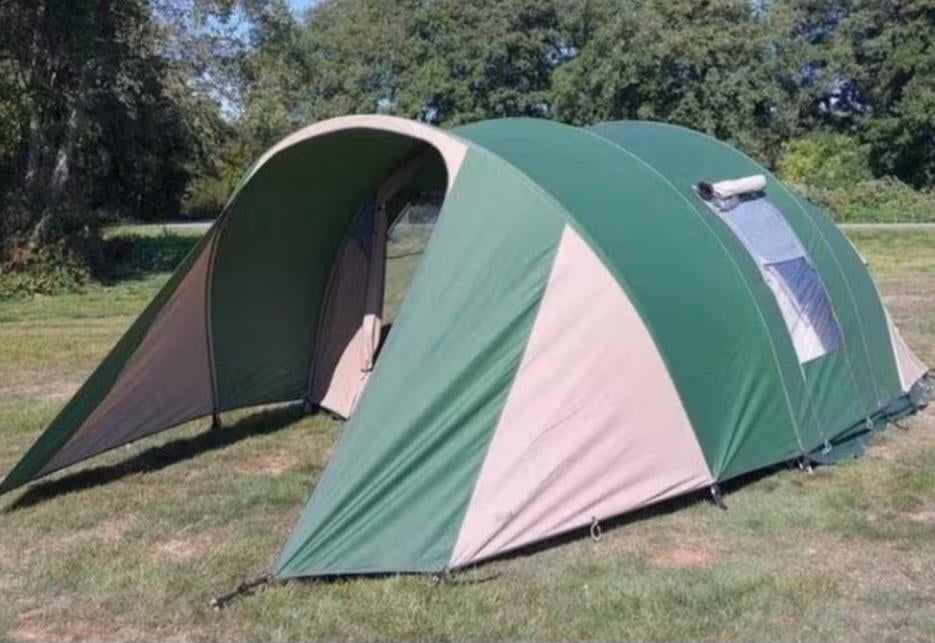 Falco Havik 4 havik 400 tent netjes compleet waterdicht!, Caravans en Kamperen, Ophalen of Verzenden, Gebruikt