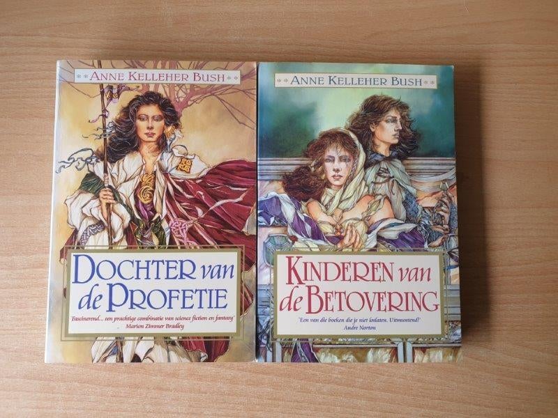 Anne Kelleher Bush - Meriga (ned), Boeken, Fantasy, Gelezen, Ophalen of Verzenden