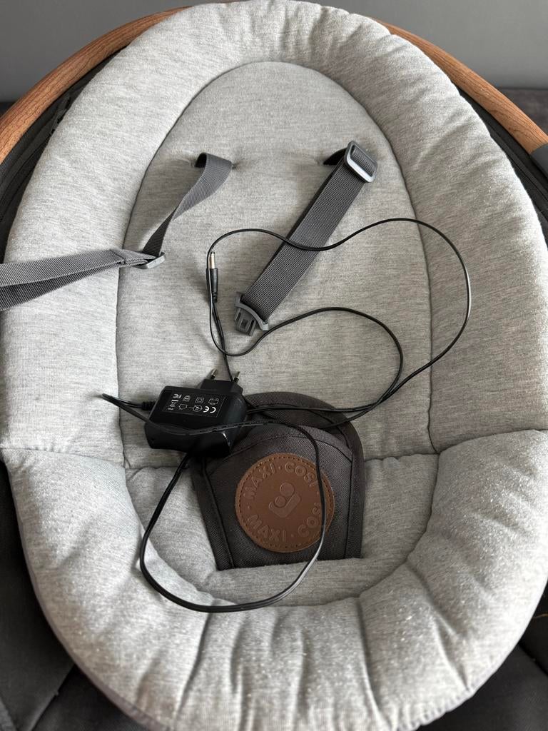 Maxi-Cosi Cassia Schommelstoel - Zo goed als nieuw, Overige merken, Schommelstoel, Ophalen of Verzenden, Met gordel(s) of riempje(s)