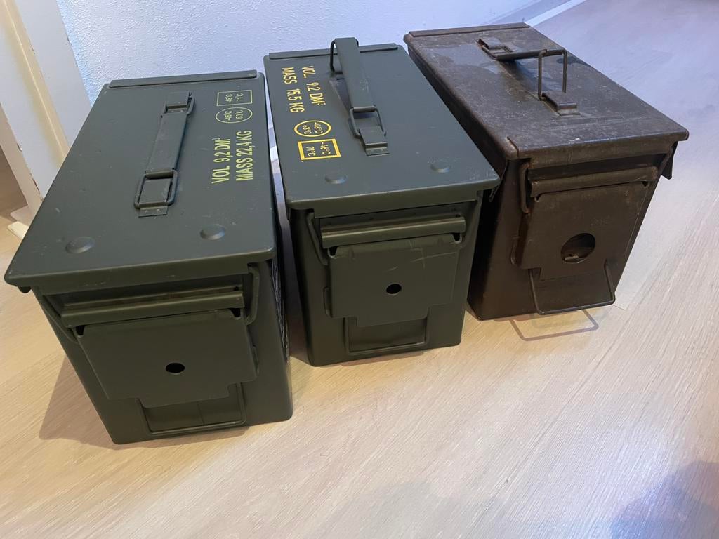 3 oude leger munitie kistjes van metaal, Ophalen