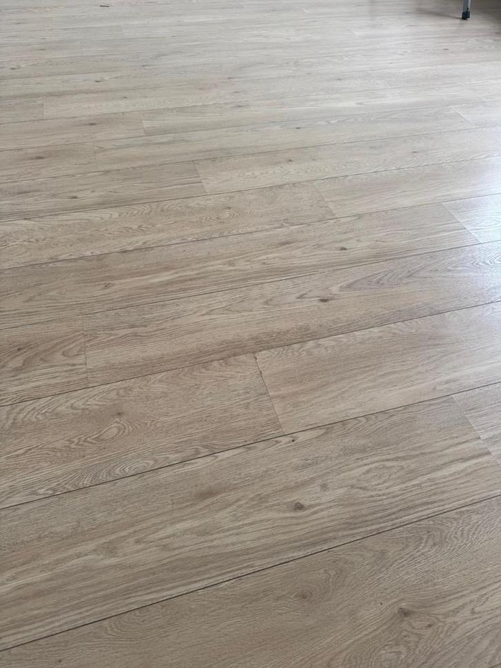 Mooie eiken laminaat vloer - ruim 30m2, Doe-het-zelf en Verbouw, Vloerdelen en Plavuizen, Gebruikt, Laminaat, Hout, 150 cm of meer