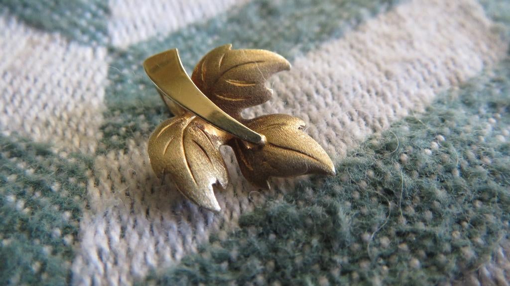 585 gouden ketting hanger, esdoornblad, 18x15mm, Verzenden, Zo goed als nieuw, Bloem of Plant, Goud