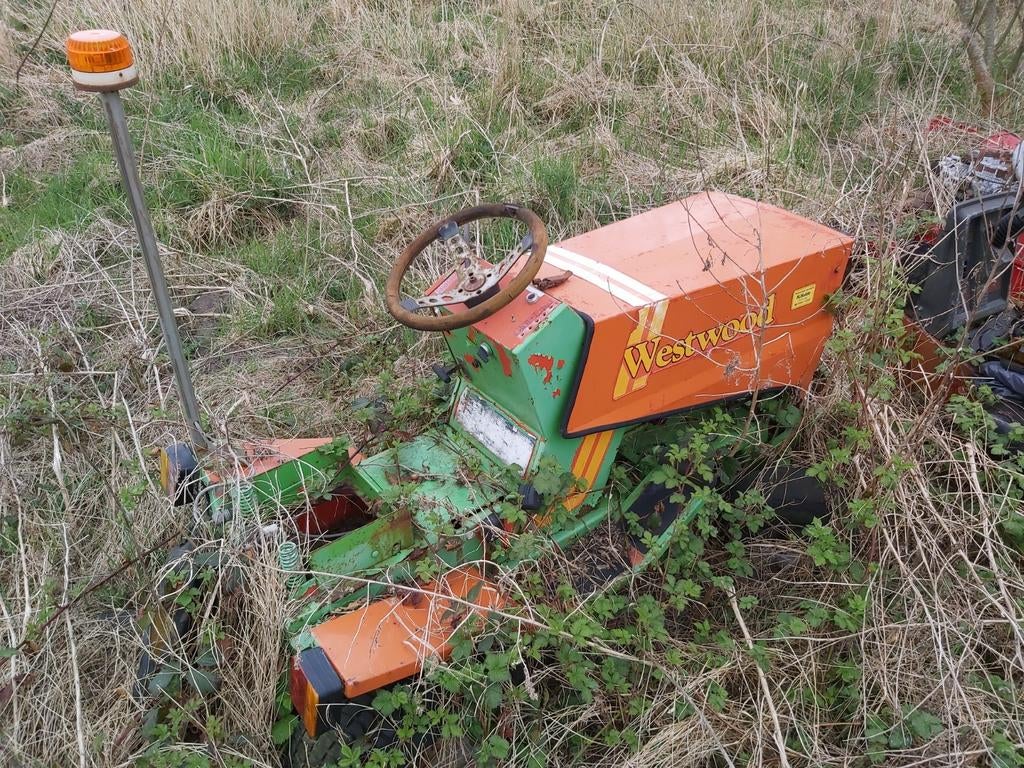 Oldtimer Zitmaaier: Westwood, zonder dieselmotor, Tuin en Terras, Grasmaaiers, Cirkelmaaier, Gebruikt, Ophalen of Verzenden, Nb