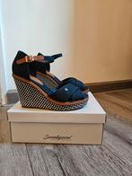 Te koop, Ophalen, Zo goed als nieuw, Zwart, Sneakers of Gympen