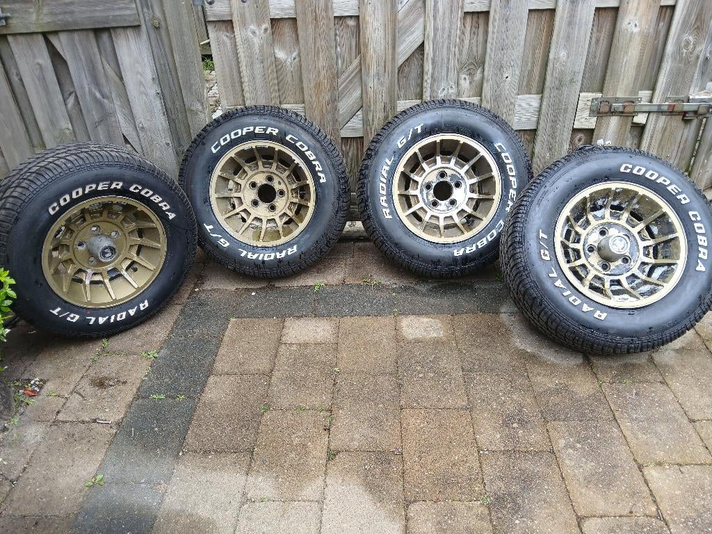 5 SETS Chrome 5x4,75 - Mopar Jeep 5x4,5 VECTOR Chevy 5x4,75, Ophalen, 14 inch, All Season, Band(en)