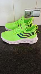 sport schoenen, Ophalen of Verzenden, Nieuw, Schoenen