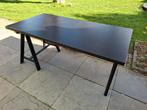Ikea bureau zwart met metalen poten en houten schraag, Ophalen