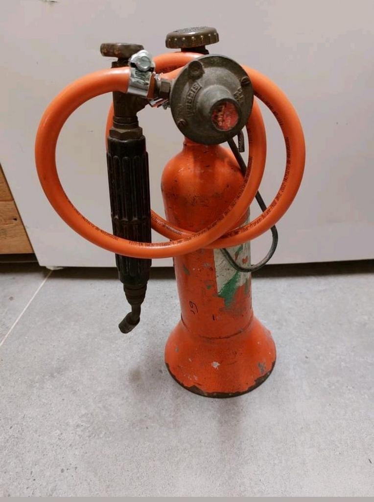 Karwei gasfles vulbaar gasbrander soldeerbrander
Gasfles, Doe-het-zelf en Verbouw, Gereedschap | Handgereedschap, Ophalen of Verzenden