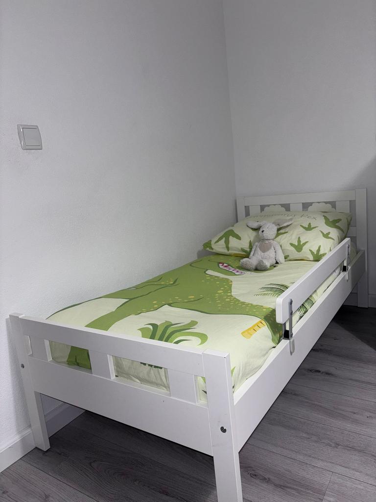 Kinderbed inclusief matras, Kinderen en Baby's, Kinderkamer | Bedden, 70 tot 85 cm, Ophalen of Verzenden, Zo goed als nieuw, Matras