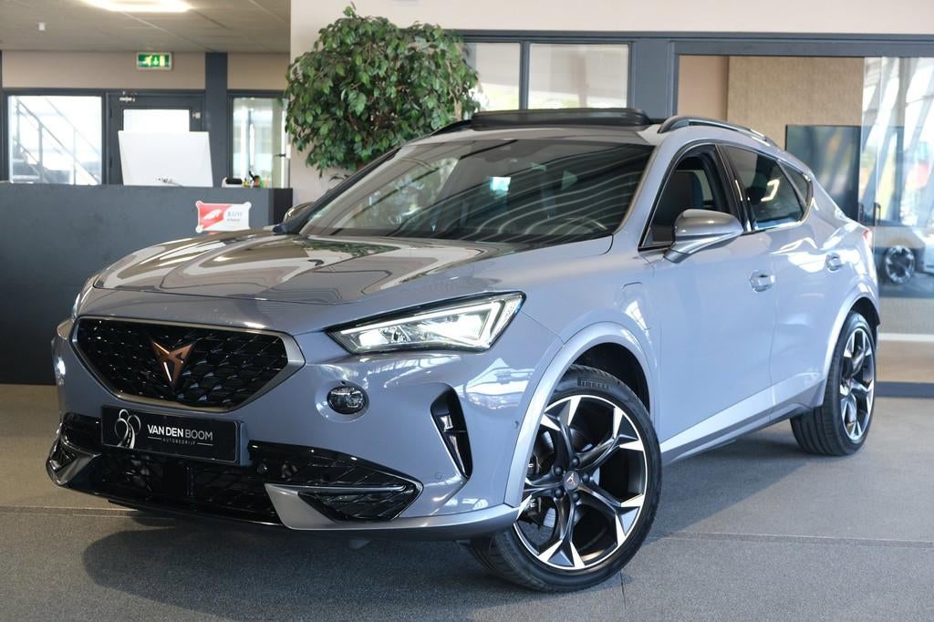 CUPRA Formentor 1.4 e-Hybrid 204PK Pano Led Navi ACC Elektr, Auto's, Cupra, 77 km/l, Gebruikt, 4 cilinders, Formentor