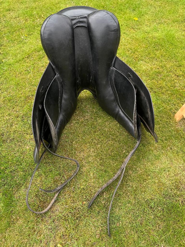 Dressuurzadel Msfc, Dieren en Toebehoren, Ophalen, Gebruikt, Dressuur