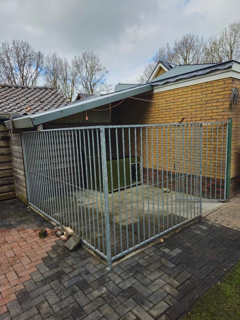 Hondenkennel, Dieren en Toebehoren, Hondenhokken, Ophalen, 110 cm of meer, 100 cm of meer