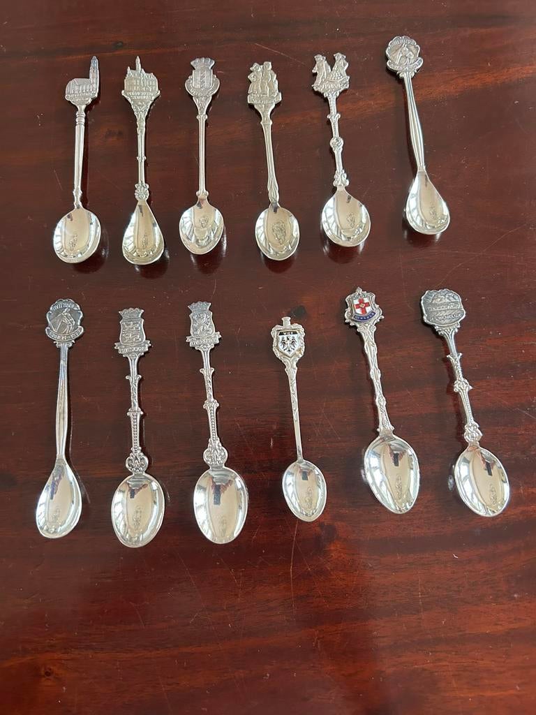 12 verzilverde steden lepeltjes, Antiek en Kunst, Antiek | Bestek, Ophalen of Verzenden