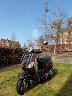 Vespa LX50 Touring – Bruin met windscherm en helm, Fietsen en Brommers, Scooters | Vespa, Ophalen, Gebruikt, Benzine, Vespa LX