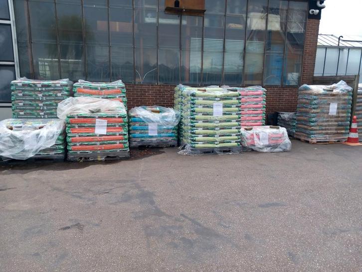 Tuinaarde  Potgrond Boomschors e.d., Tuin en Terras, Aarde en Mest, Potgrond, Ophalen