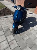 vespa primavera, Ophalen, Zo goed als nieuw, Benzine, Vespa