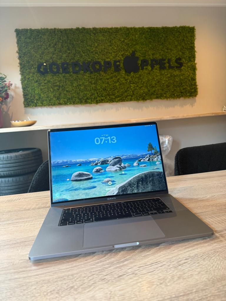 MacBook Pro 16 inch i7 16GB 512GB | Dode Pixels, Gebruikt, Cupertino California, Support@apple.com, 16 inch