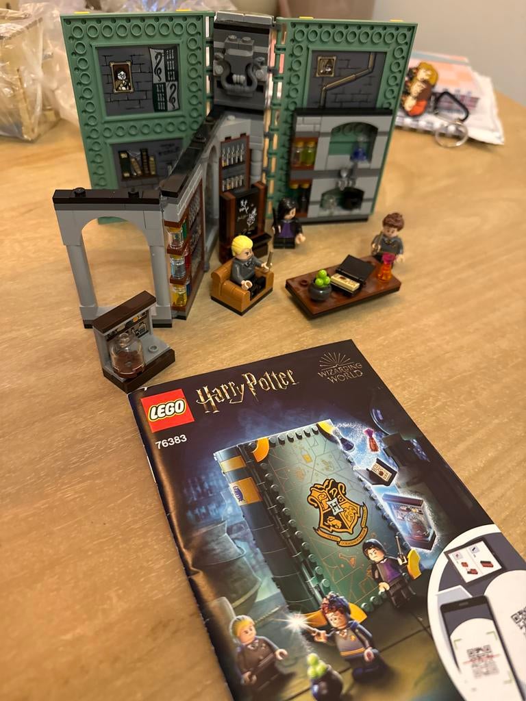 LEGO Harry Potter Zweinstein Moment: Toverdrankles (76383), Lego, Harry Potter, Ophalen of Verzenden, Zo goed als nieuw