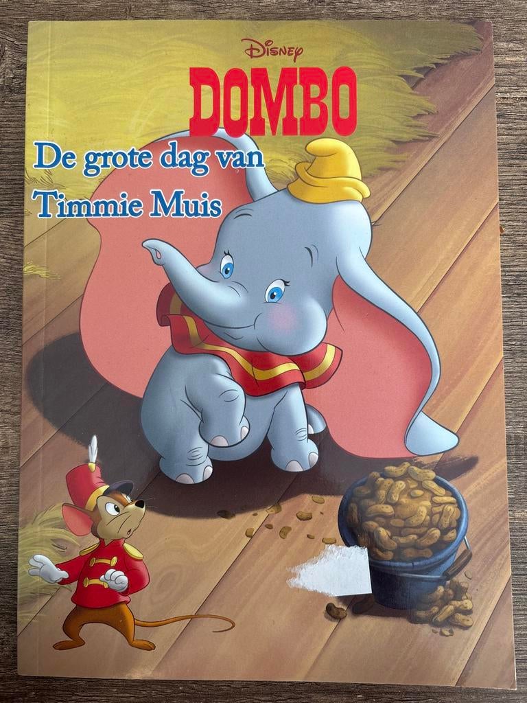 Disney Dumbo: De grote dag van Timmie Muis, Boeken, Ophalen of Verzenden, Gelezen, Fictie algemeen