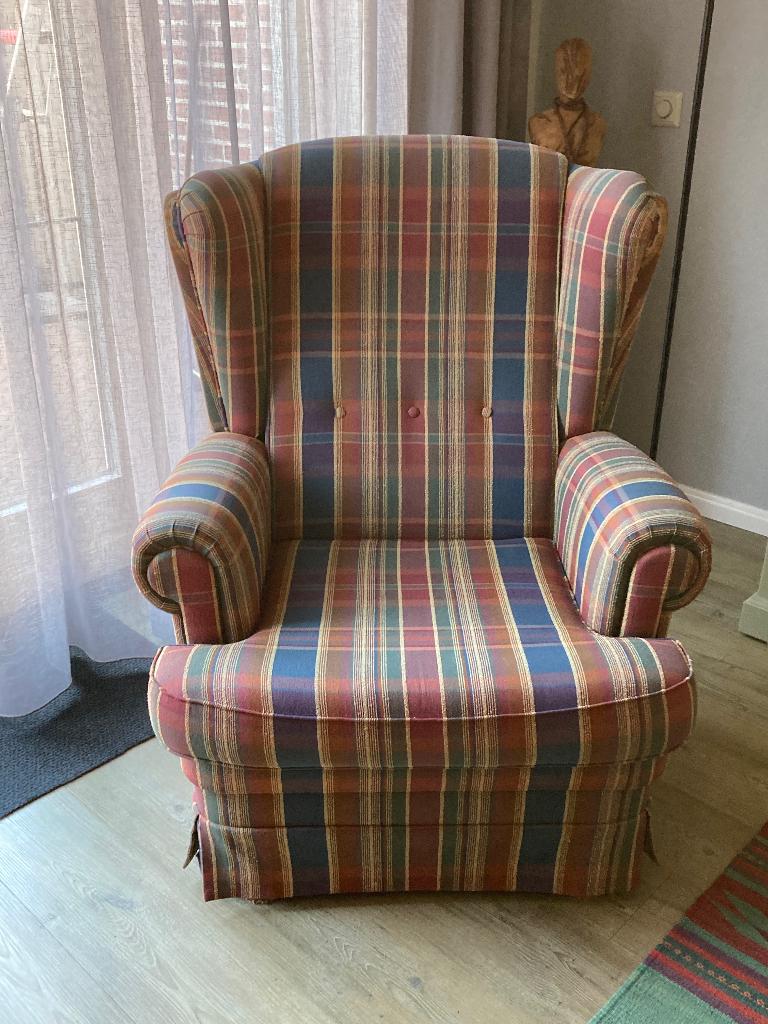 Oor fauteuil, Huis en Inrichting, Stoelen, Ophalen, Gebruikt, Mooie ruit, Rood