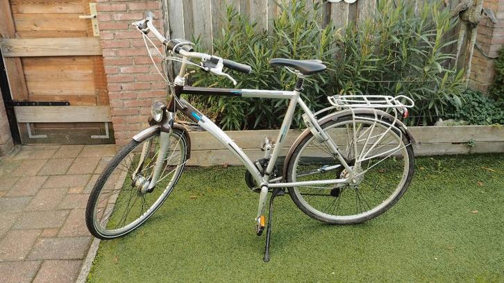 Batavus stadsfiets, Fietsen en Brommers, Fietsen | Heren | Herenfietsen, Gebruikt, Batavus, 53 tot 57 cm, Versnellingen, Ophalen