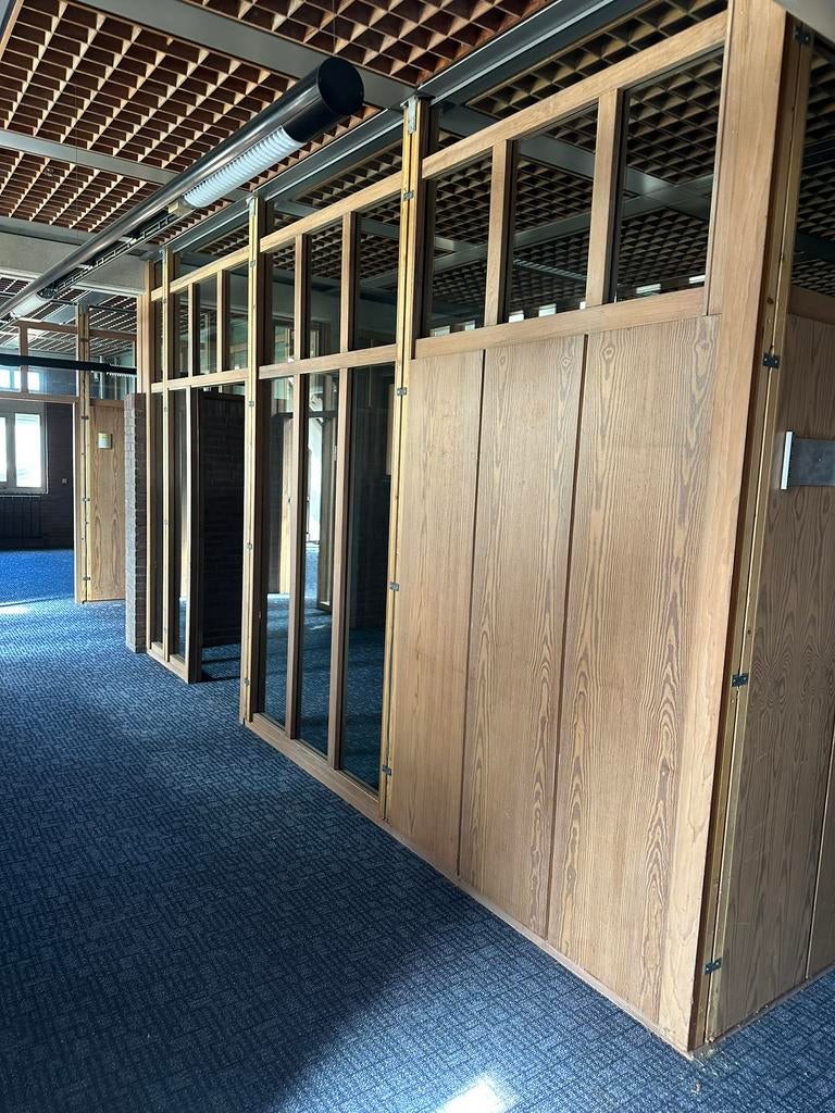 Amerikaans grenen wanden, Ophalen, Zo goed als nieuw