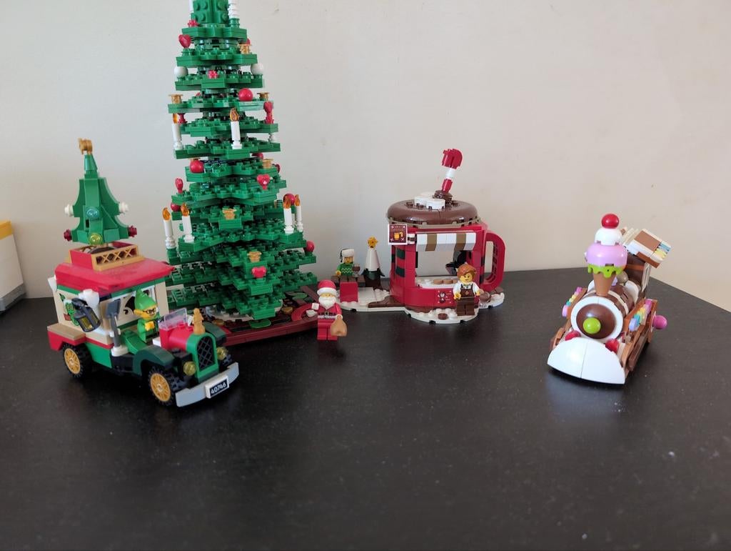 LEGO Kerstset: Kerstboom, Warme Chocolademelk & Trein, Kinderen en Baby's, Speelgoed | Overig, Ophalen of Verzenden, Zo goed als nieuw