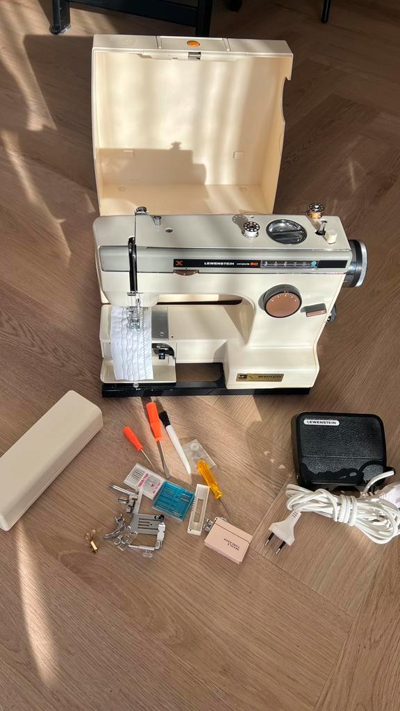 Naaimachine Lewenstein Compacta 60 model 3608, Hobby en Vrije tijd, Naaimachines en Toebehoren, Gebruikt, Naaimachine, Lewenstein