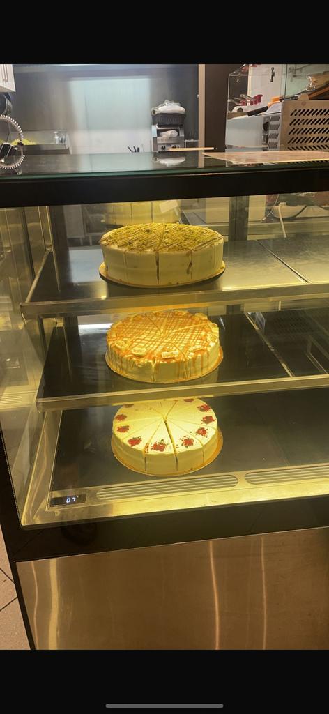 Vitrine, Witgoed en Apparatuur, Koelkasten en IJskasten, Minder dan 75 liter, Ophalen, Zo goed als nieuw, Zonder vriesvak