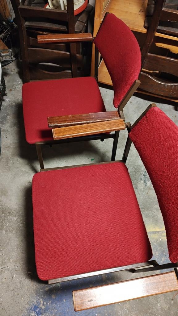 Twee rode eetkamerstoelen jaren '60 /'70., Ophalen, Gebruikt, Rood, Twee