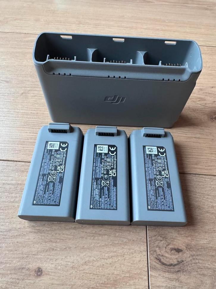 DJI Drone mini 2SE, Audio, Tv en Foto, Drones, Zo goed als nieuw, Cameradrone, Standaard kwaliteit, DJI, Minder dan 250 gram, 15 tot 30 minuten