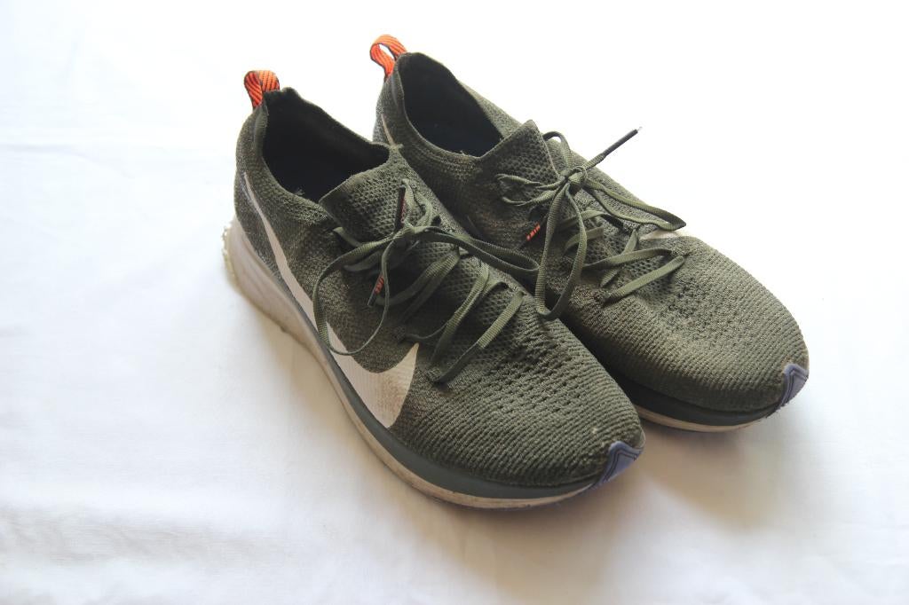 NIKE ZOOM FLY FLYKNIT schoenen, Sport en Fitness, Loopsport en Atletiek, Gebruikt, Ophalen of Verzenden, Hardlopen, Hardloopschoenen