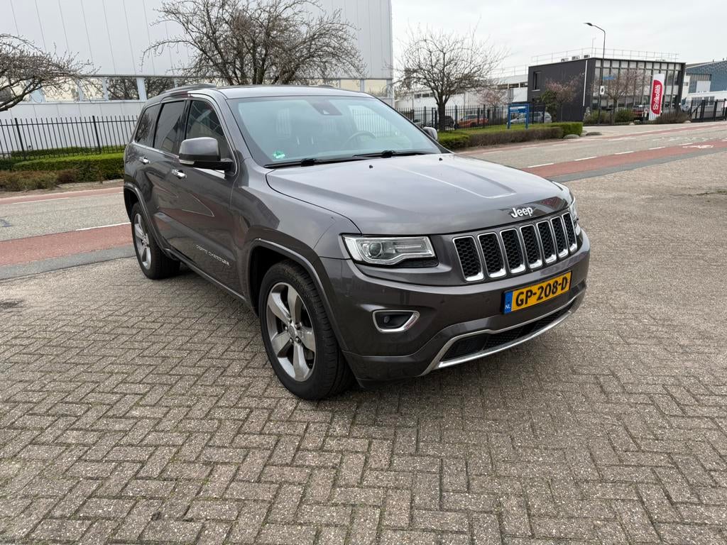Jeep Grand Cherokee 3.0 CRD V6 184KW AUT 2014 Grijs, 2987 cc, Diesel, Vierwielaandrijving, Particulier
