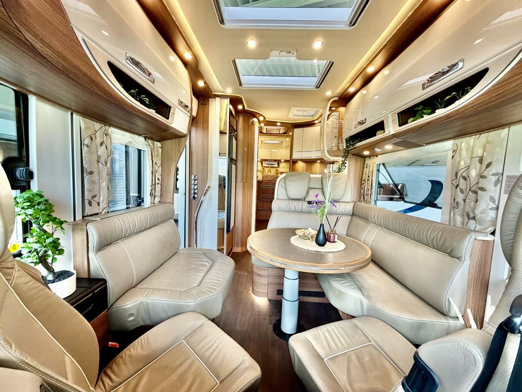 Carthago CHIC E-LINE I 50 LEL Mercedes Zonder Hefbed Lithium, Caravans en Kamperen, Campers, Automaat, Info@trmbv.nl, Bedrijf