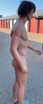 Etalagepop man, Ophalen, Gebruikt