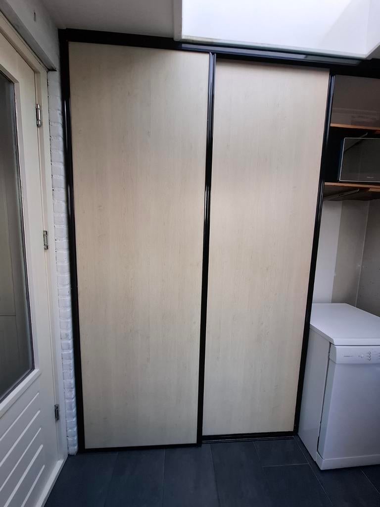 Schuifdeuren kast, Ophalen, Gebruikt, 25 tot 50 cm, 200 cm of meer