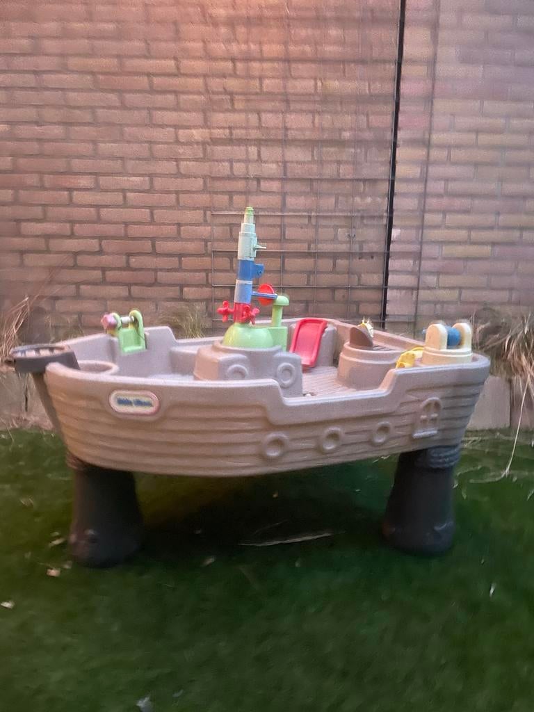 Little Tikes Piratenboot Watertafel - Gratis af te halen, Ophalen, Gebruikt, Jongen of Meisje