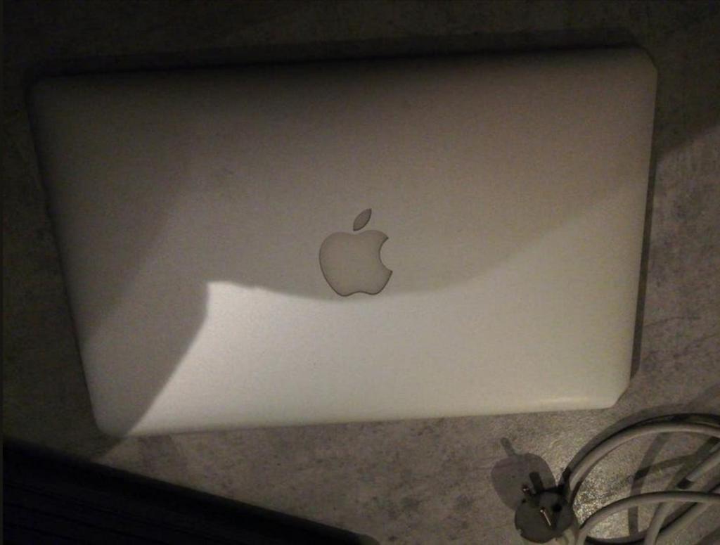 Apple MacBook Air 13 inch, Computers en Software, Apple Macbooks, Gebruikt, MacBook Air, 13 inch, Minder dan 2 Ghz, Ophalen of Verzenden