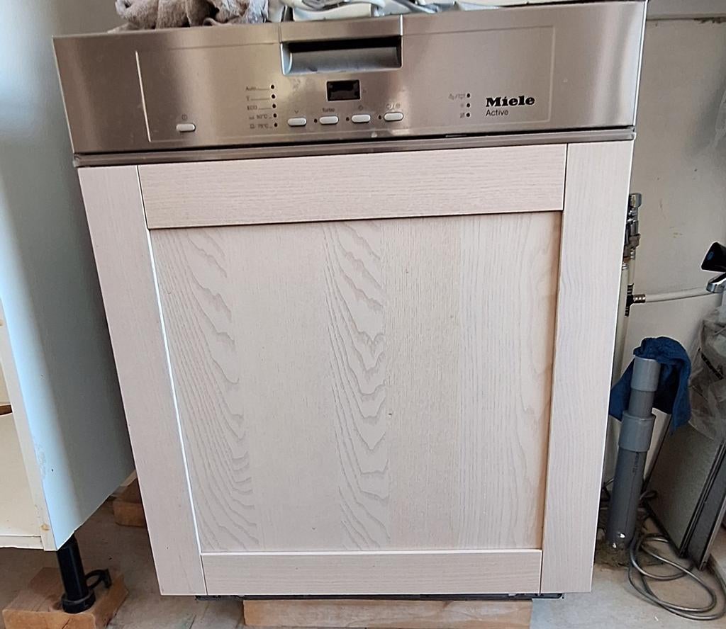 Miele Vaatwasser - Inbouwmodel met Active Technologie, Witgoed en Apparatuur, Vaatwasmachines, Gebruikt, Inbouw, 85 tot 90 cm