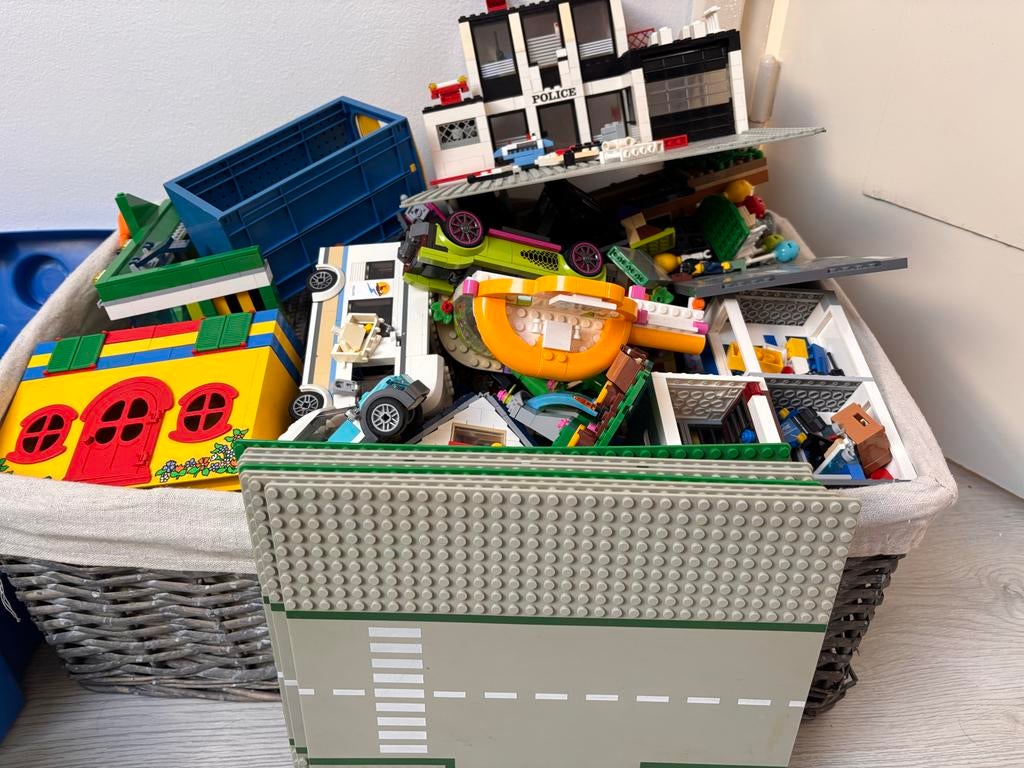 Grote partij LEGO met grondplaten en diverse onderdelen, Ophalen, Inclusief minifiguren, Gebruikt, Lego