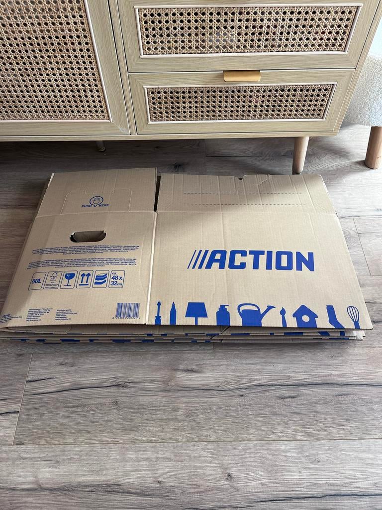 Verhuisdozen Action - 9 stuks, zo goed als nieuw, Doe-het-zelf en Verbouw, Kratten en Dozen, Doos, 40 tot 60 cm, Opvouwbaar, 50 tot 75 cm