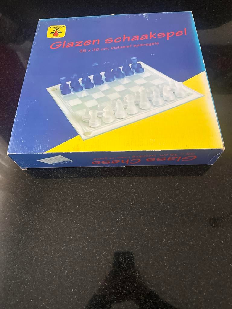 Glazen Schaakspel - Longfield Games, Een of twee spelers, Ophalen of Verzenden, Zo goed als nieuw, Reisspel
